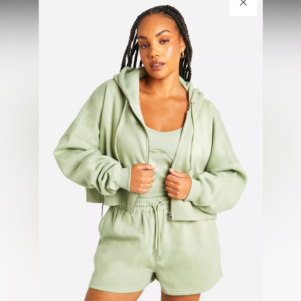 PLUS SEAM DETAIL CROP ZIP THROUGH SHORT TRACKSUIT